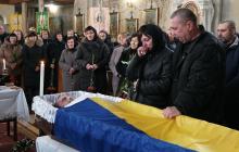 Похорон Івана Яреми у храмі в селі Залужжя