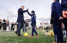 Легенда футболу Андрій Шевченко із своїм маленьким шанувальником