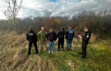 За свої послуги вони просили 1000 доларів з особи 