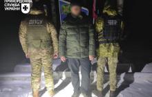 Від обмороження чоловіка врятували прикордонники, які його затримали у горах 