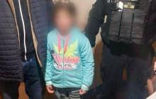 Дитина з правоохоронцями 