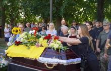 Прощання із воїном Олександром Ануфрієм
