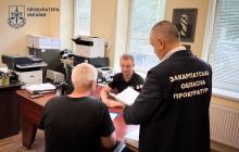 Підозрюваний з правоохоронцями