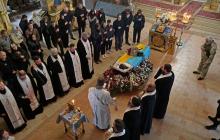 Прощання з воїном Ігорем Служакіним-Борщем
