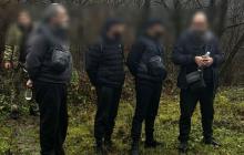 Група затриманих порушників