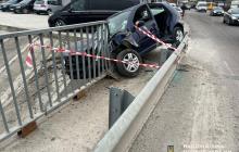 Пошкоджене авто у селі Сільце