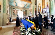 Прощання із полеглим військовим Василем Ляхом у Мукачеві