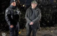В Ужгороді на Тельмана затримали чоловіка з наркотиками 