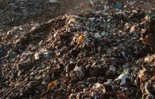 Пожежа на сміттєзвалищі у Барвінку