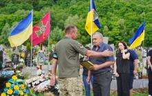 Прощання із полеглим воїном Іваном Ценкнером у Перечині