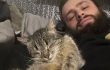 Прикордонник з котиком Гері