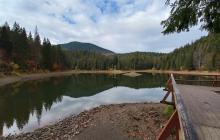 На озері Синевир встановлюють датчики для вимірювання рівня води