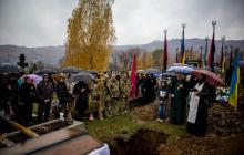 На Тячівщині попрощалися із полеглим воїном Михайлом Бережником