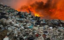Біля Ужгорода знову загорівся сміттєвий полігон 30 жовтня