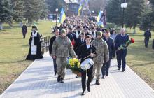 В Ужгороді вшанували військовослужбовців, що брали участь у захисті Дебальцівськ