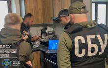 Підозрюваний з правоохоронцями