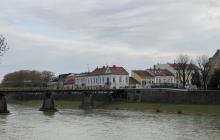 Ужгород, пішохідний міст, річка Уж