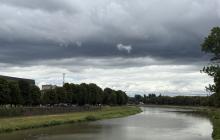 Ужгород, Закарпаття, набережна, річка Уж