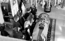 Прощання із захисником Володимиром Новодольським