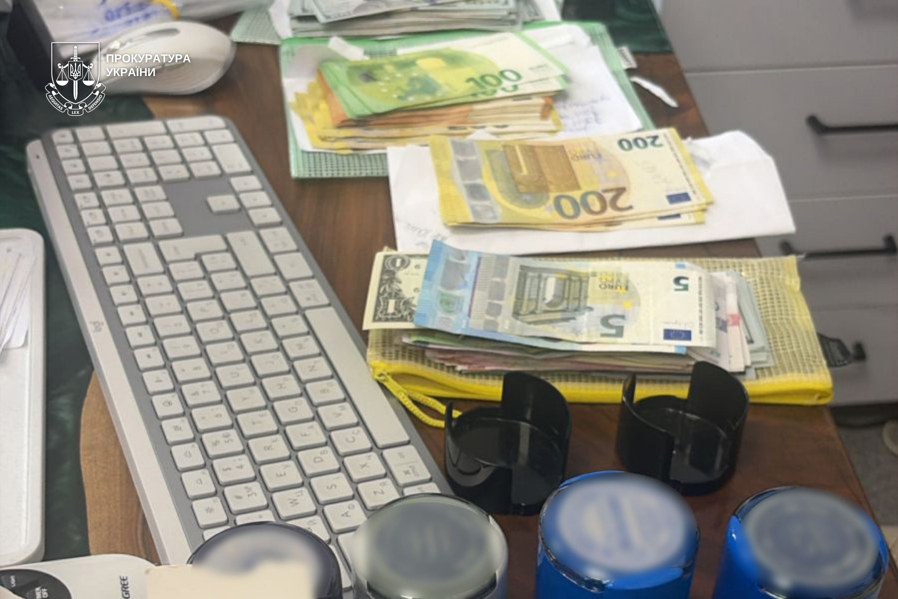 Обшуки у медцентрі пластичної хірургії на Закарпатті